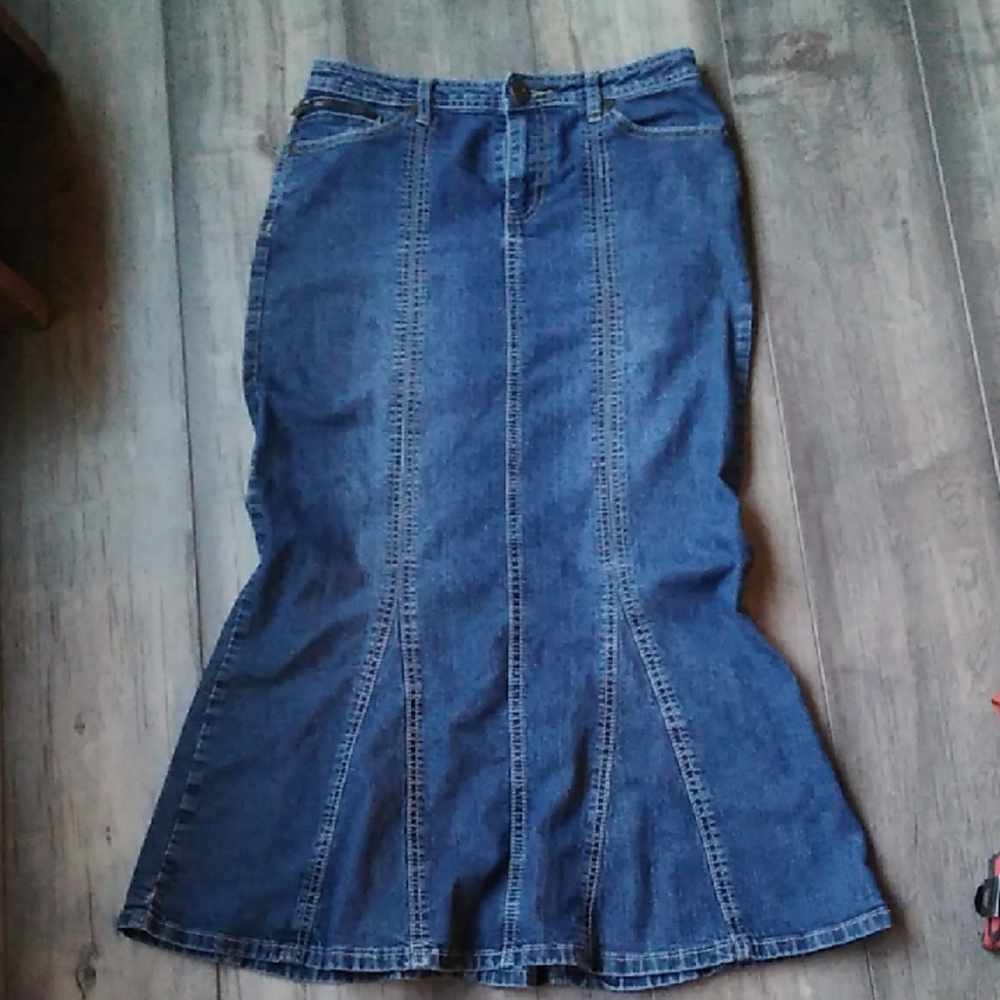 Cato Dark Blue Denim Skirt Size 4
